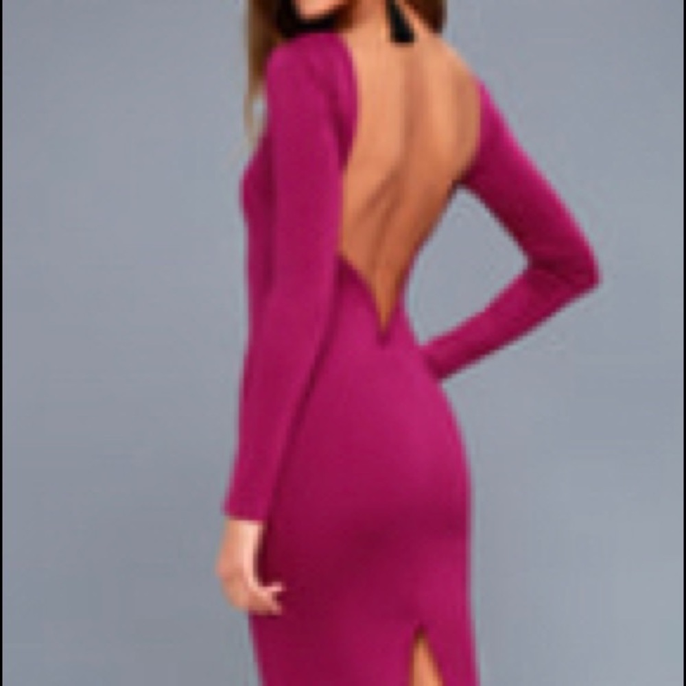 Lulu’s Magenta Backless Long Sleeve Dress